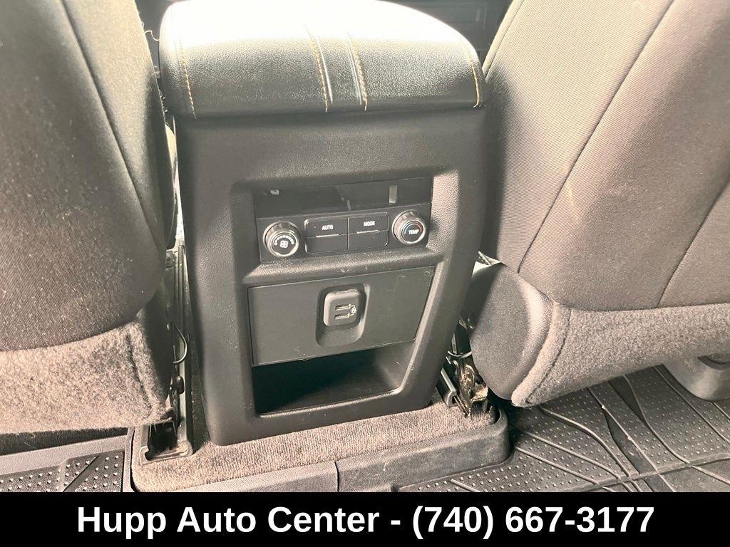 Chevrolet Traverse AWD 4dr LT Cloth w/1LT 2020