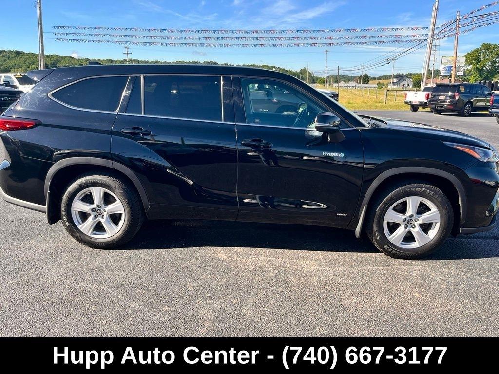 Toyota Highlander Hybrid LE AWD (Natl) 2020