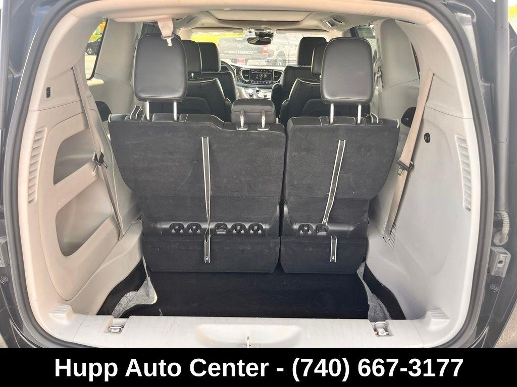 Chrysler Pacifica Limited FWD 2023