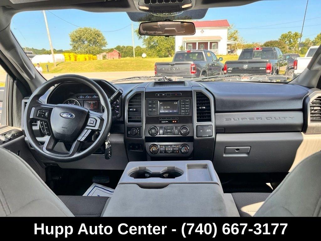 Ford Super Duty F-250 SRW XL 4WD Crew Cab 8' Box 2019
