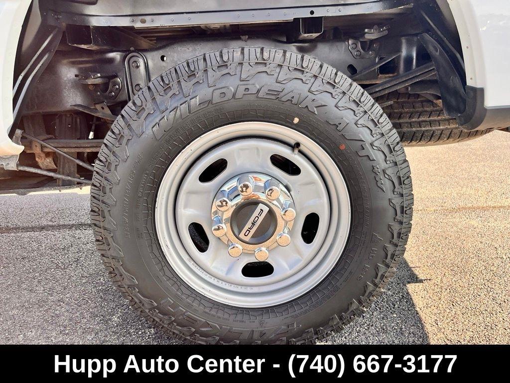 Ford Super Duty F-250 SRW XL 4WD Crew Cab 8' Box 2019