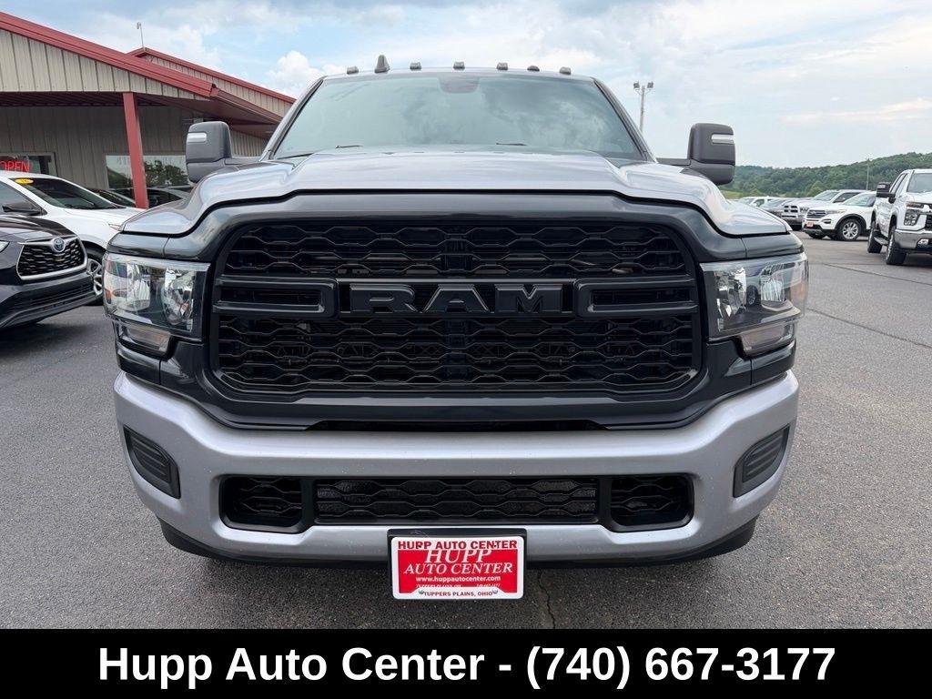 RAM 2500 Tradesman 4x4 Crew Cab 6'4" Box 2023