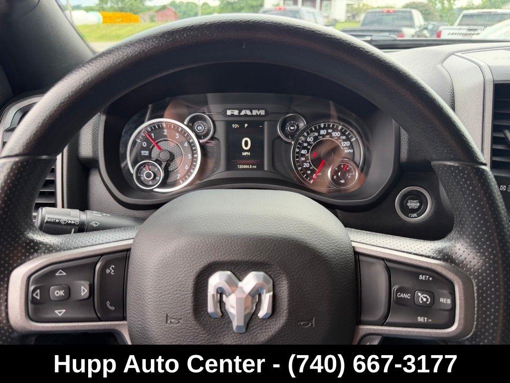 RAM 2500 Tradesman 4x4 Crew Cab 6'4" Box 2023