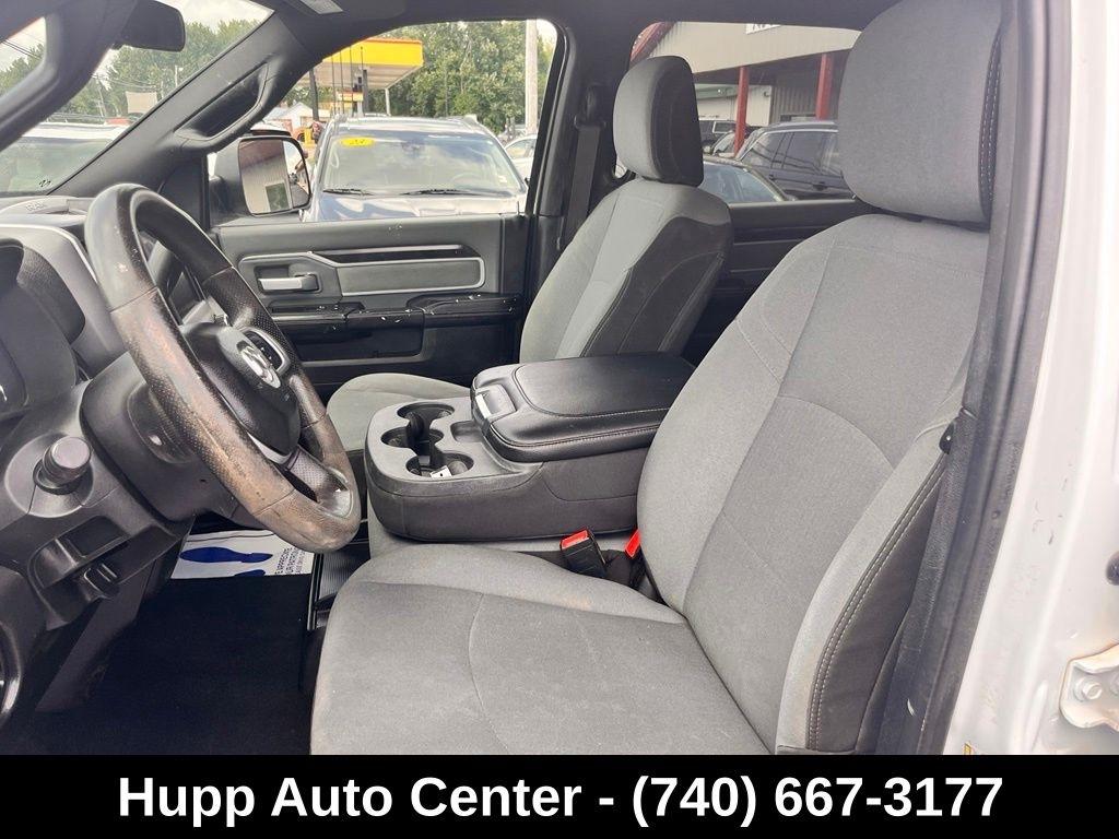 RAM 2500 Big Horn 4x4 Crew Cab 8' Box 2022