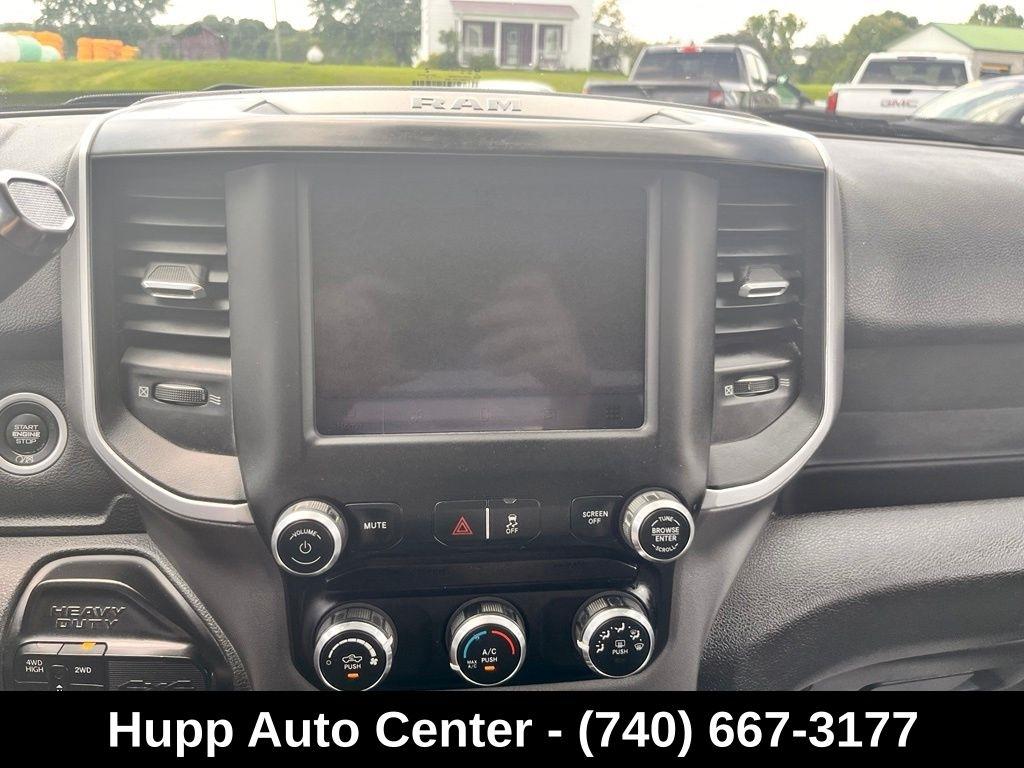 RAM 2500 Big Horn 4x4 Crew Cab 8' Box 2022
