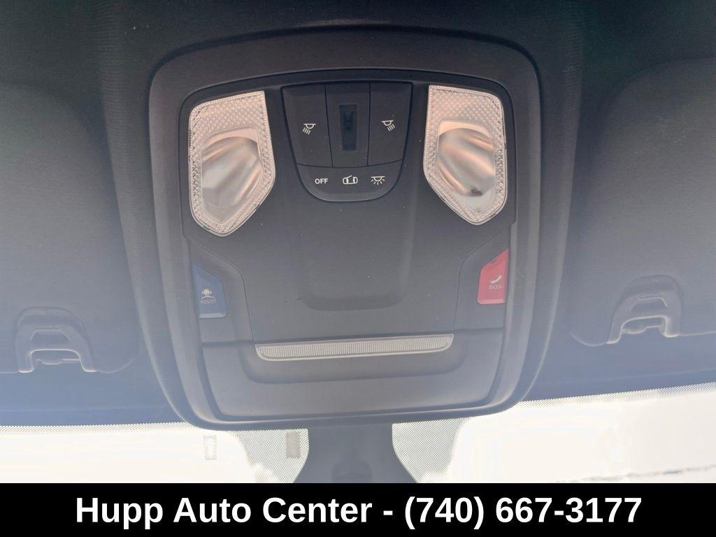 RAM 2500 Big Horn 4x4 Crew Cab 8' Box 2022