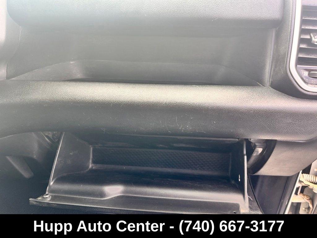 RAM 2500 Big Horn 4x4 Crew Cab 8' Box 2022