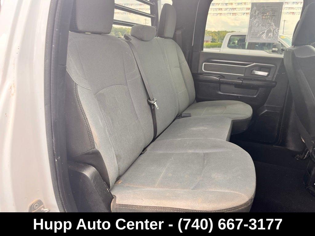 RAM 2500 Big Horn 4x4 Crew Cab 8' Box 2022
