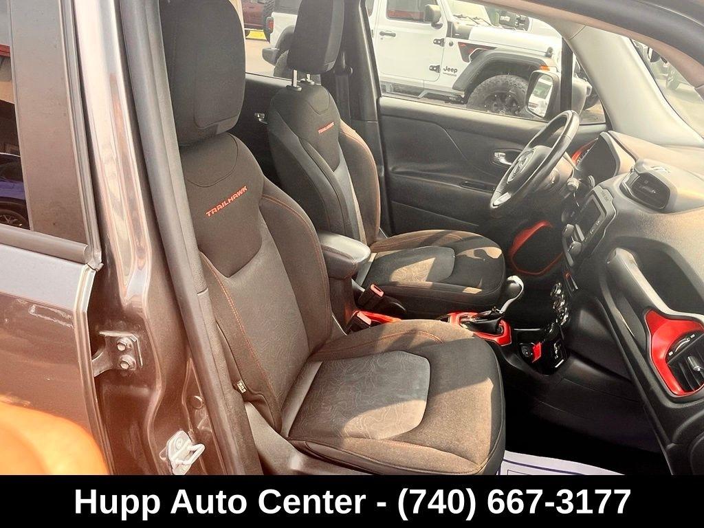 Jeep Renegade 4WD 4dr Trailhawk 2016