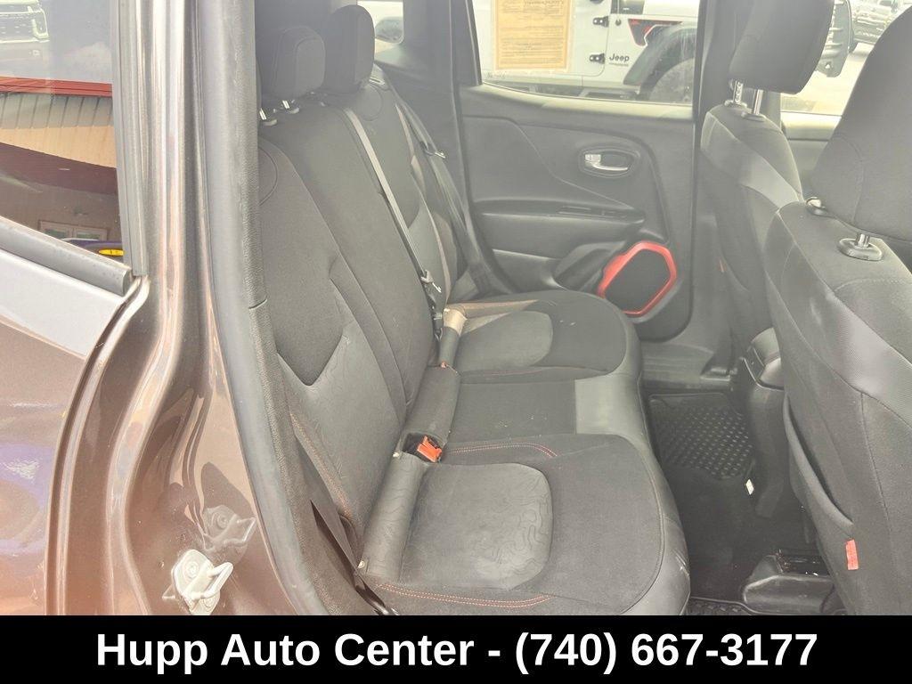 Jeep Renegade 4WD 4dr Trailhawk 2016