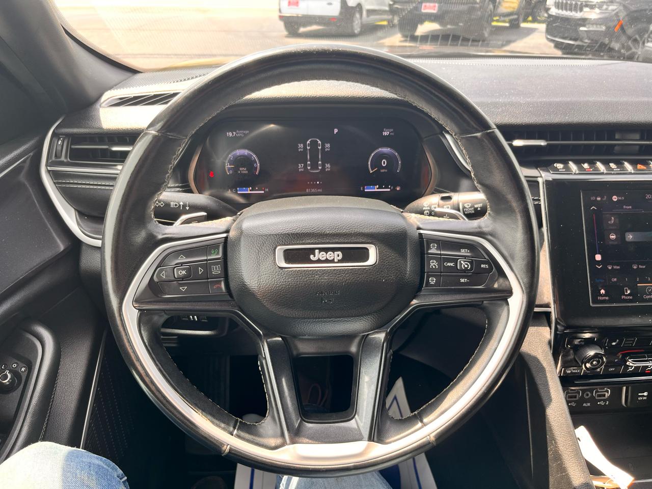Jeep Grand Cherokee L Laredo 4x4 2022
