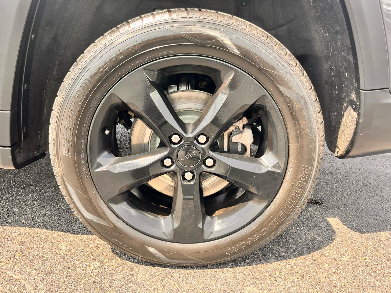 Jeep Grand Cherokee L Laredo 4x4 2022