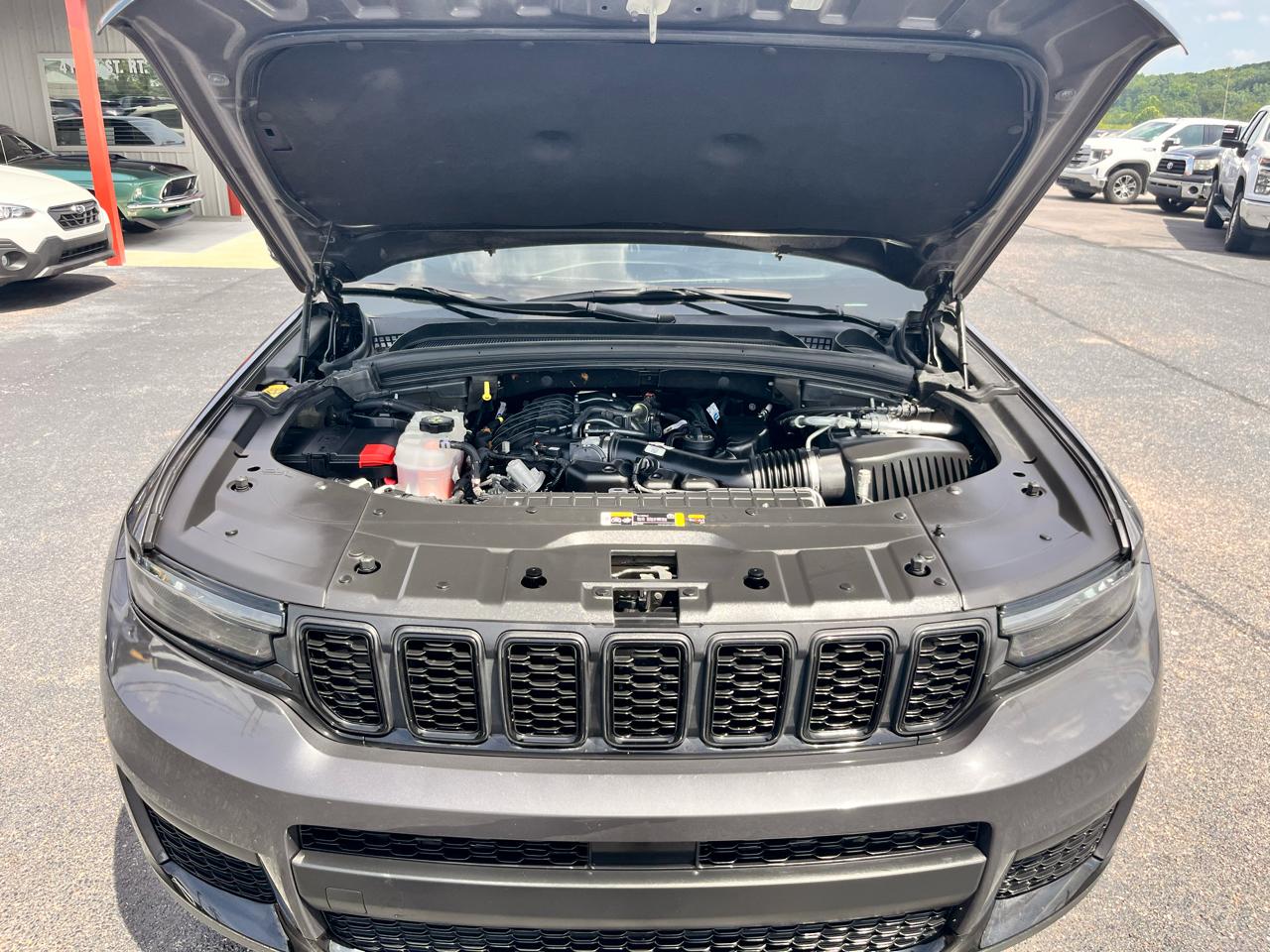 Jeep Grand Cherokee L Laredo 4x4 2022