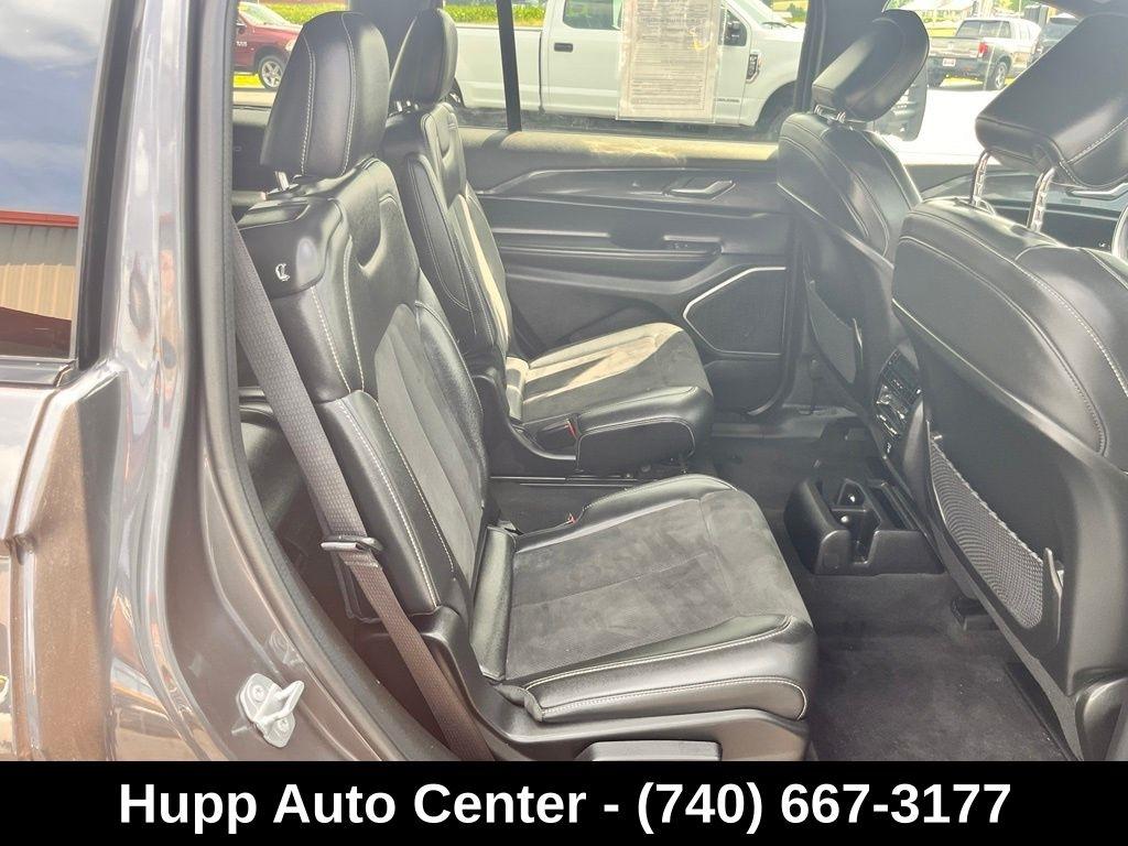 Jeep Grand Cherokee L Laredo 4x4 2022