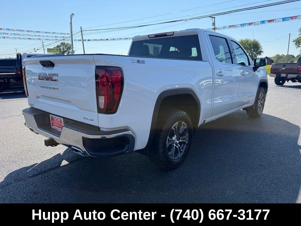 GMC Sierra 1500 4WD Crew Cab 147" SLE 2023