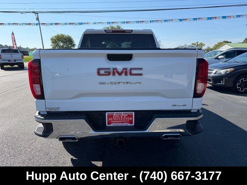 GMC Sierra 1500 4WD Crew Cab 147" SLE 2023
