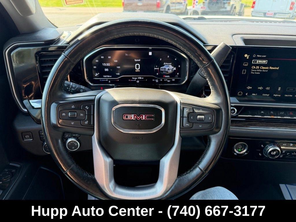 GMC Sierra 1500 4WD Crew Cab 147" SLE 2023