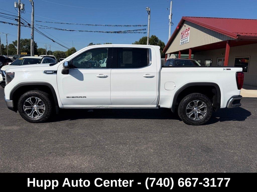 GMC Sierra 1500 4WD Crew Cab 147" SLE 2023
