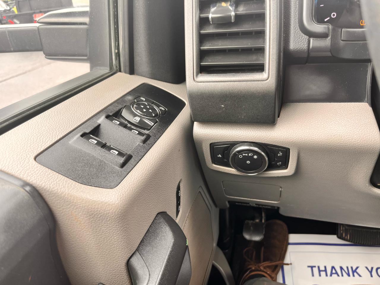 Ford Super Duty F-250 SRW  2022