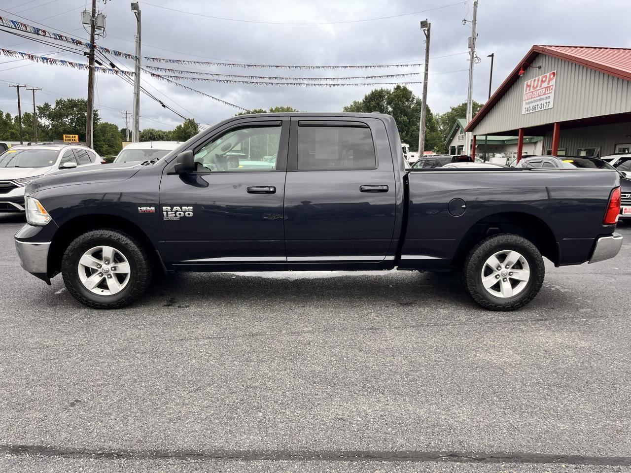 RAM 1500 Classic SLT 4x4 Crew Cab 6'4" Box 2020