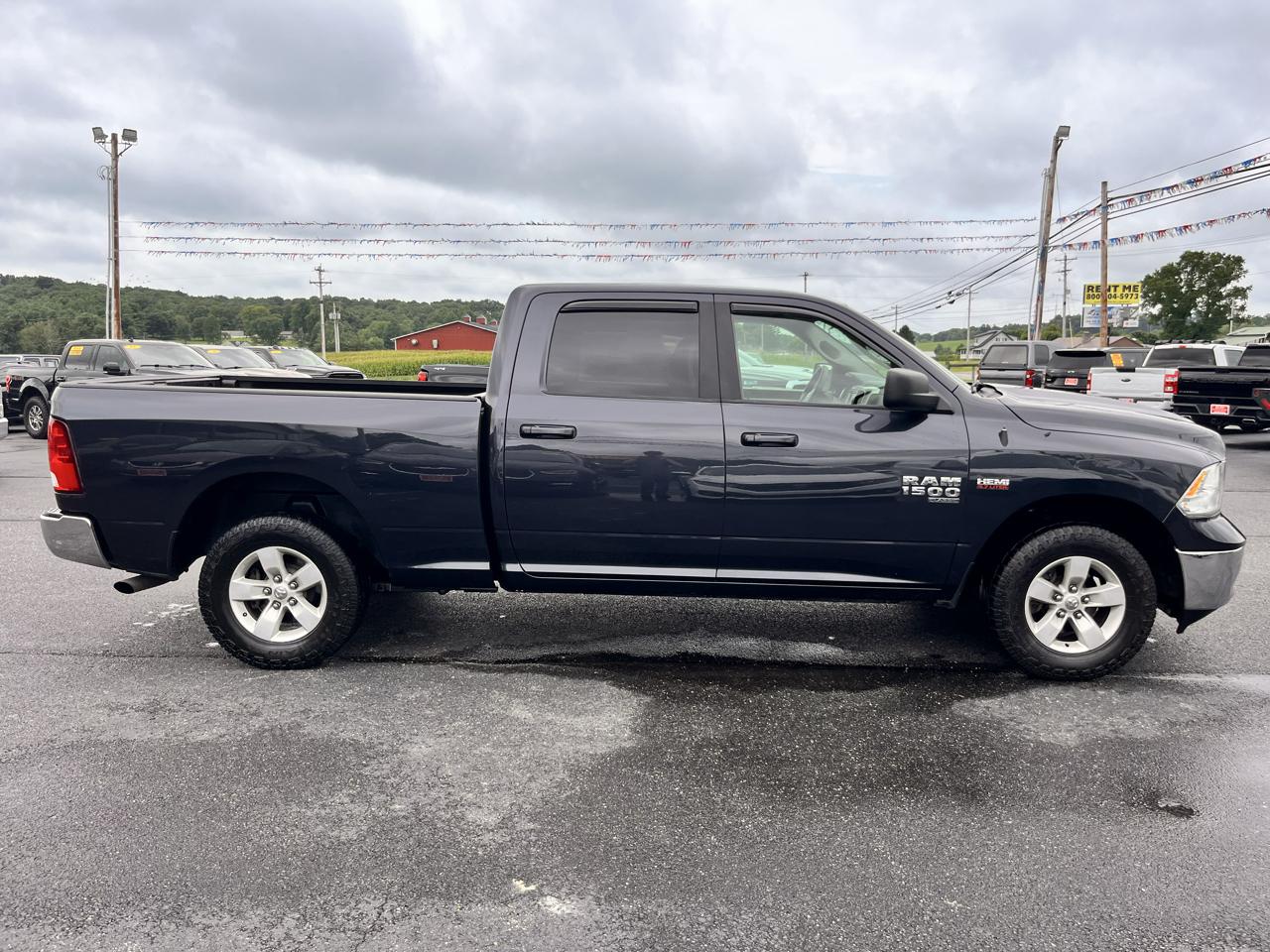 RAM 1500 Classic SLT 4x4 Crew Cab 6'4" Box 2020