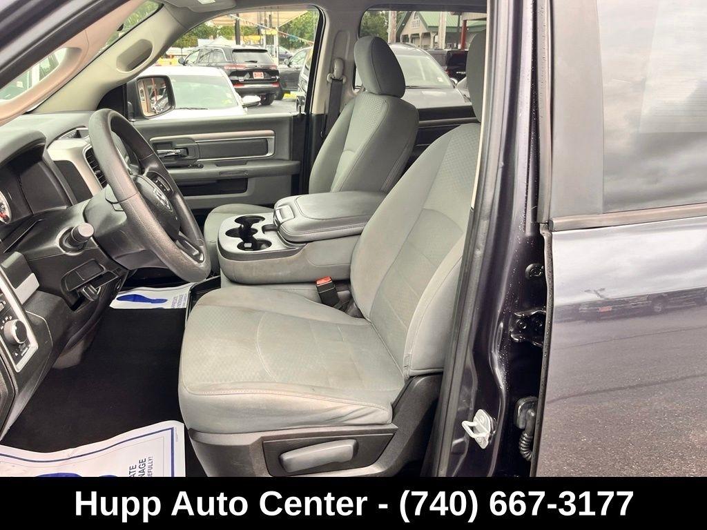 RAM 1500 Classic SLT 4x4 Crew Cab 6'4" Box 2020