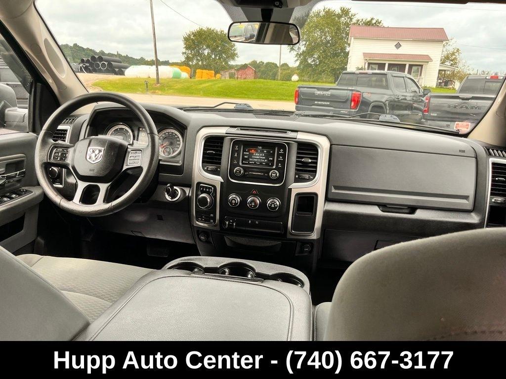 RAM 1500 Classic SLT 4x4 Crew Cab 6'4" Box 2020