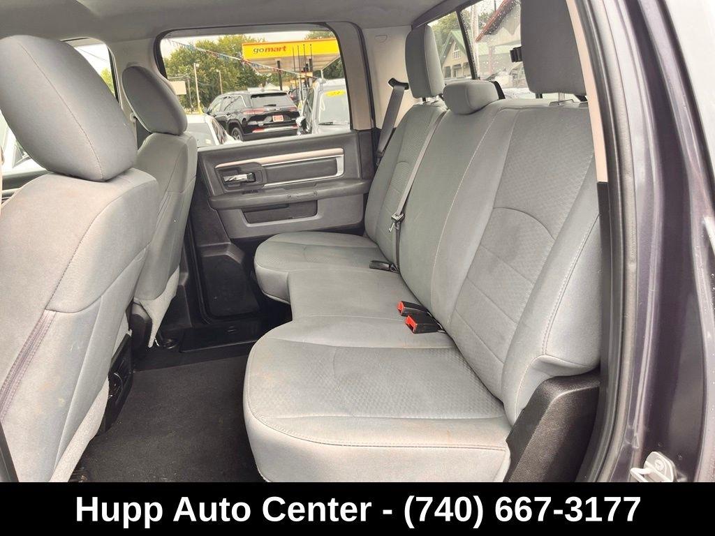 RAM 1500 Classic SLT 4x4 Crew Cab 6'4" Box 2020