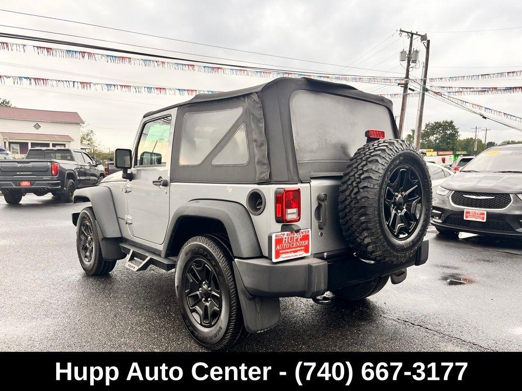 Jeep Wrangler 4WD 2dr Willys Wheeler 2015