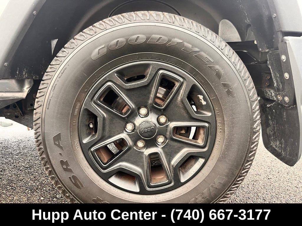 Jeep Wrangler 4WD 2dr Willys Wheeler 2015