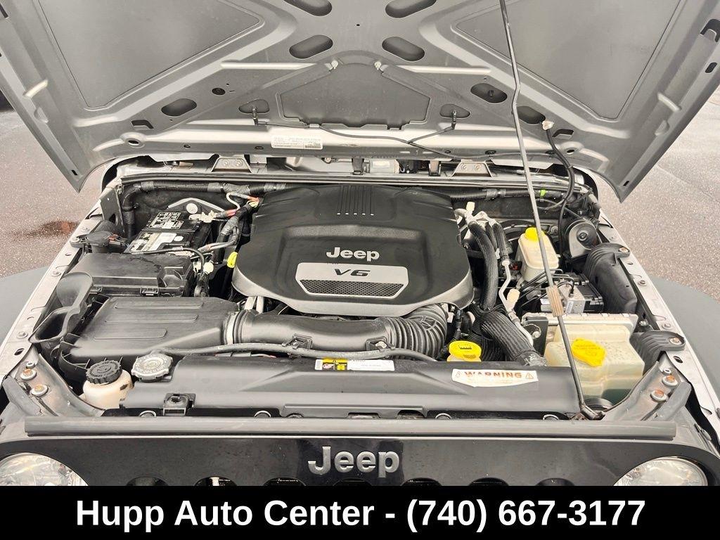 Jeep Wrangler 4WD 2dr Willys Wheeler 2015