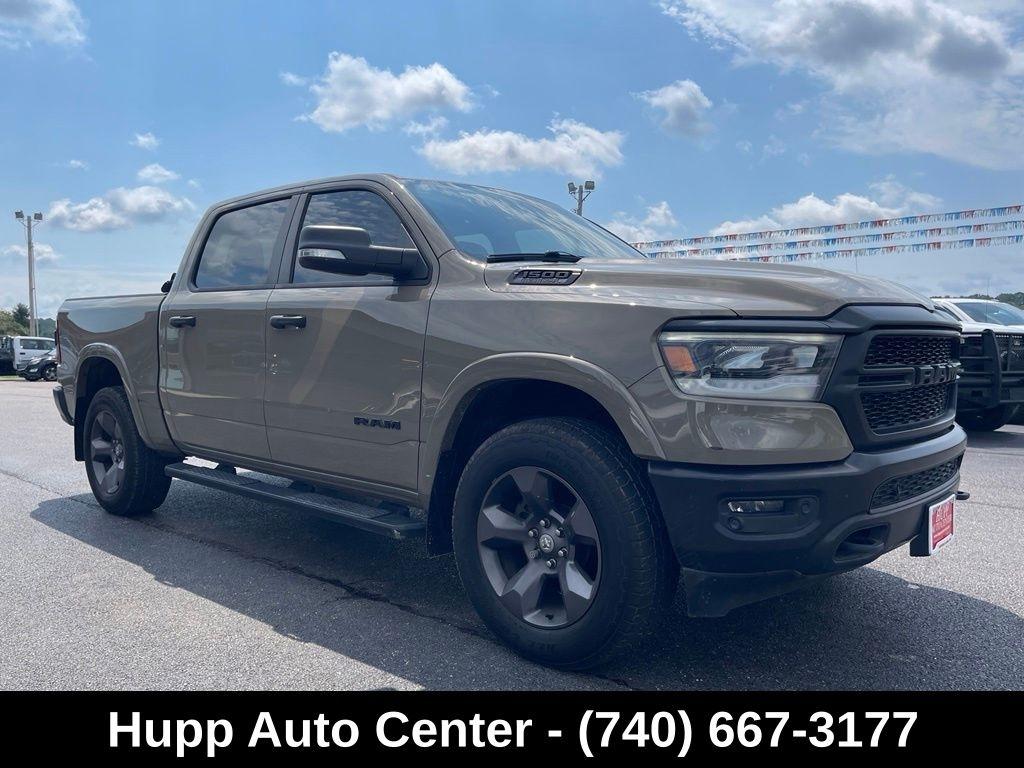 RAM 1500 Big Horn 4x4 Crew Cab 5'7" Box 2020