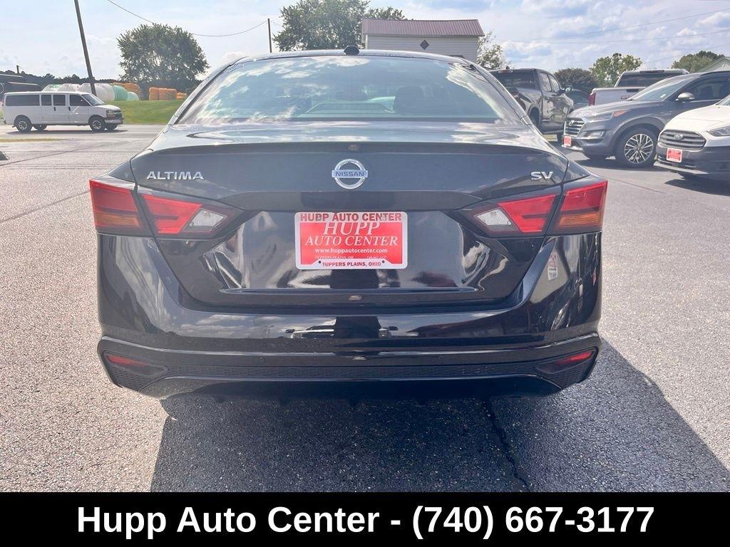 Nissan Altima 2.5 SV Sedan 2022