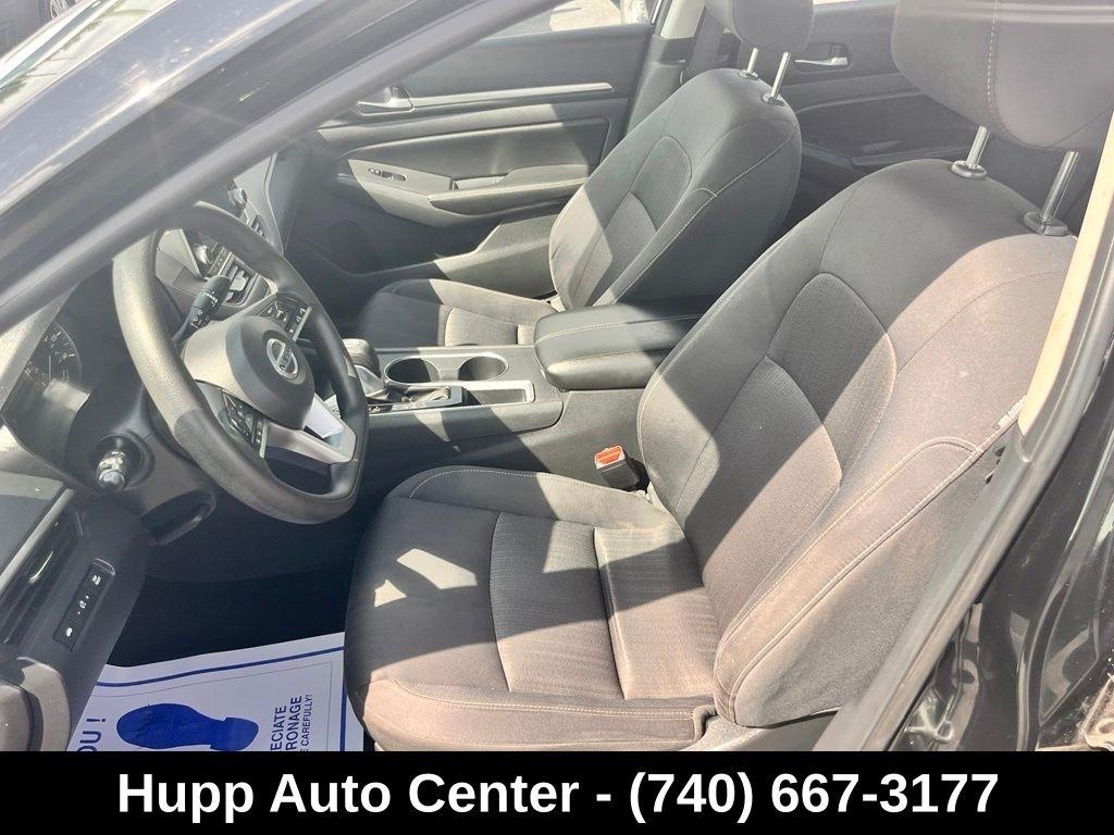 Nissan Altima 2.5 SV Sedan 2022