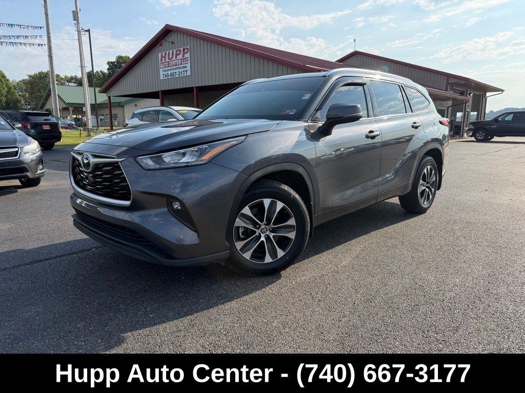 Toyota Highlander XLE AWD (Natl) 2020