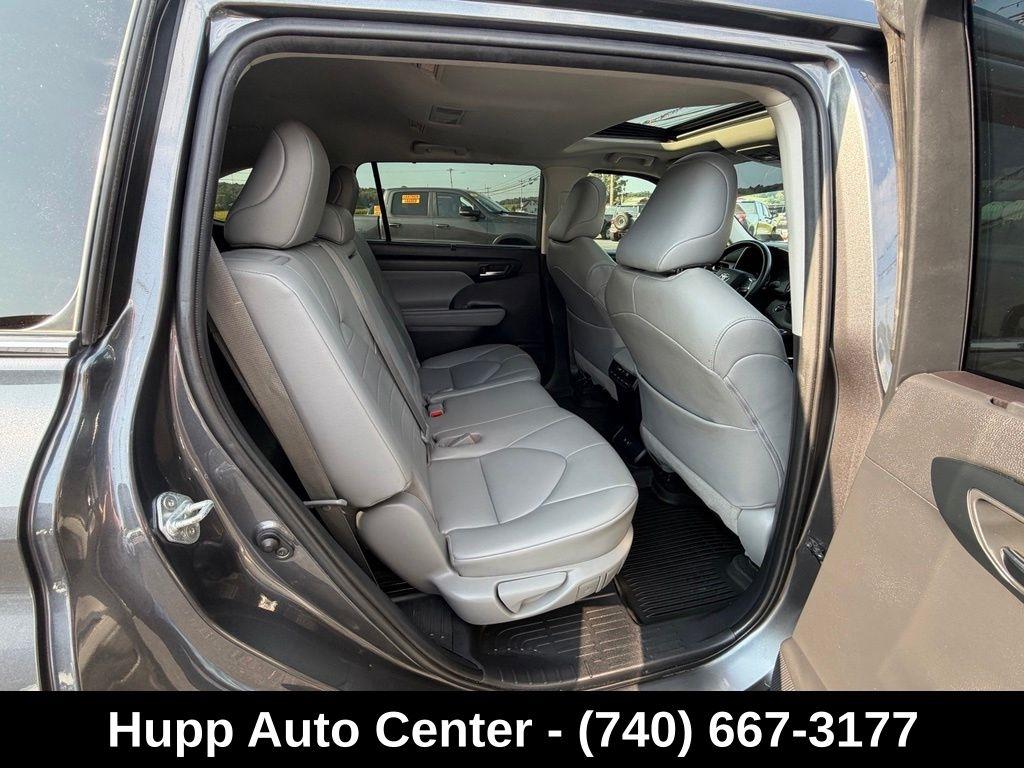 Toyota Highlander XLE AWD (Natl) 2020