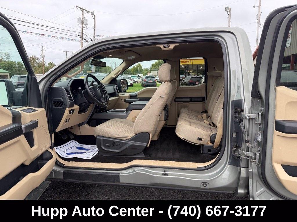Ford F-150 XLT SuperCab 8-ft. Bed 4WD 2019