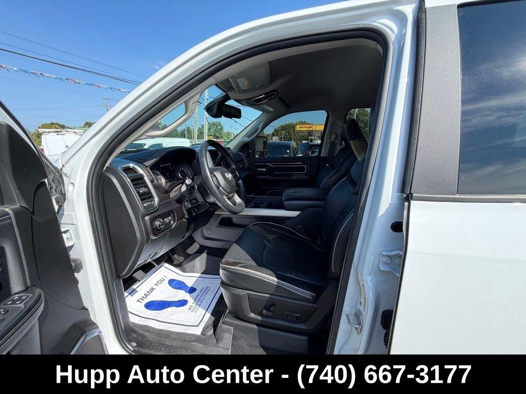 RAM 2500 Laramie 4x4 Crew Cab 6'4" Box 2023