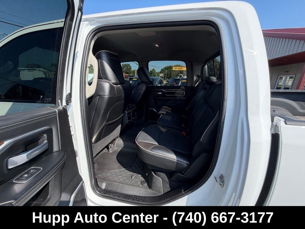 RAM 2500 Laramie 4x4 Crew Cab 6'4" Box 2023