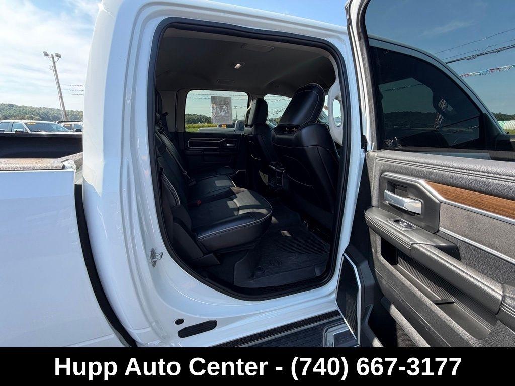RAM 2500 Laramie 4x4 Crew Cab 6'4" Box 2023