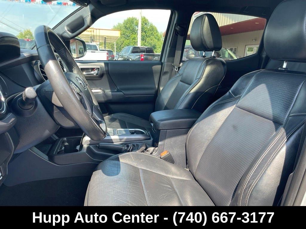 Toyota Tacoma 4WD TRD Off Road Double Cab 5' Bed V6 MT (Natl) 2020