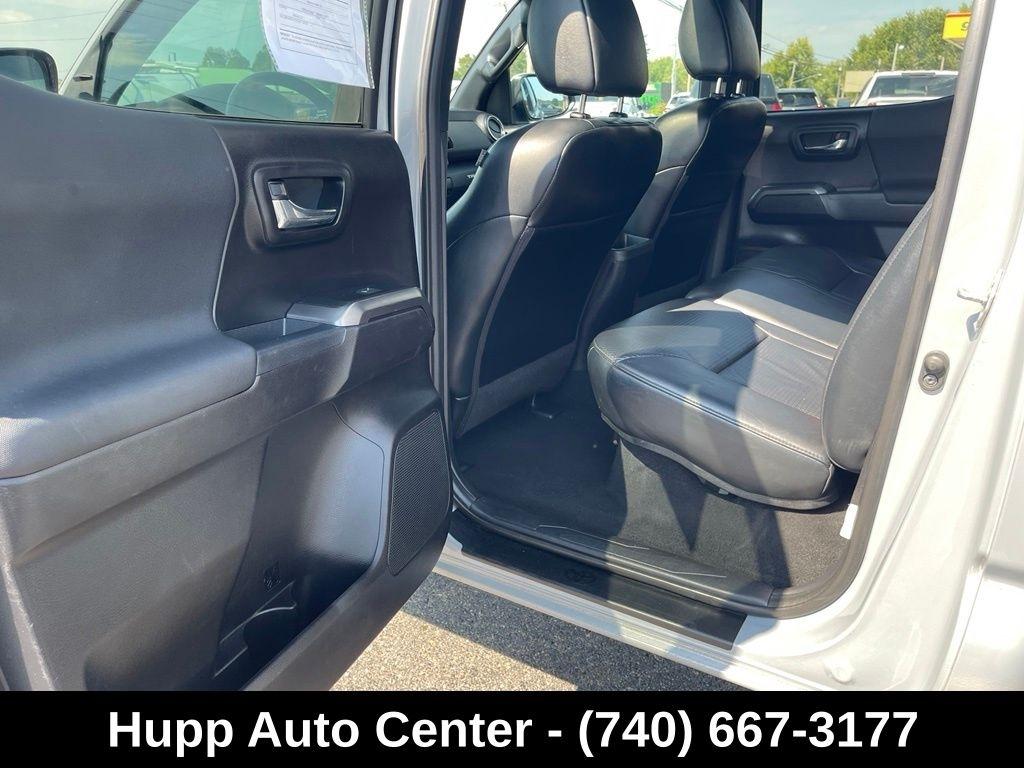 Toyota Tacoma 4WD TRD Off Road Double Cab 5' Bed V6 MT (Natl) 2020