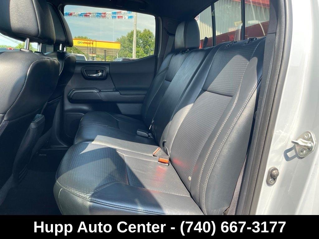 Toyota Tacoma 4WD TRD Off Road Double Cab 5' Bed V6 MT (Natl) 2020