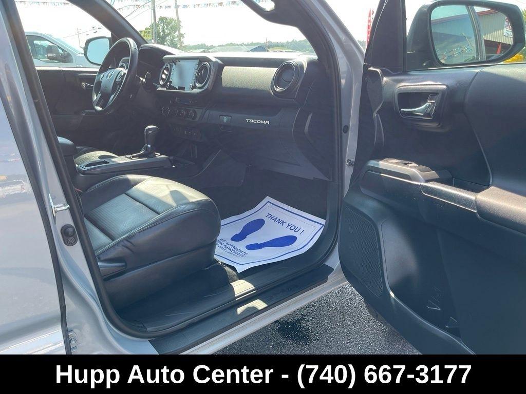 Toyota Tacoma 4WD TRD Off Road Double Cab 5' Bed V6 MT (Natl) 2020