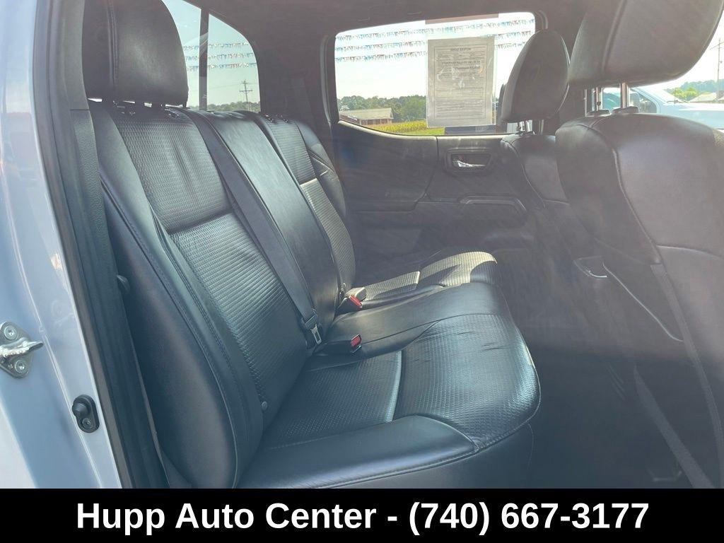 Toyota Tacoma 4WD TRD Off Road Double Cab 5' Bed V6 MT (Natl) 2020