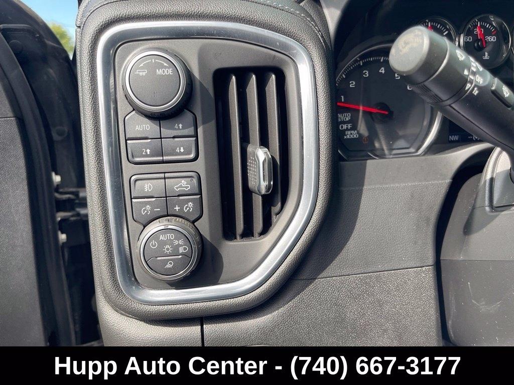 Chevrolet Silverado 1500 4WD Double Cab 147" RST 2020