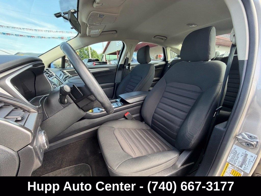 Ford Fusion SE FWD 2017