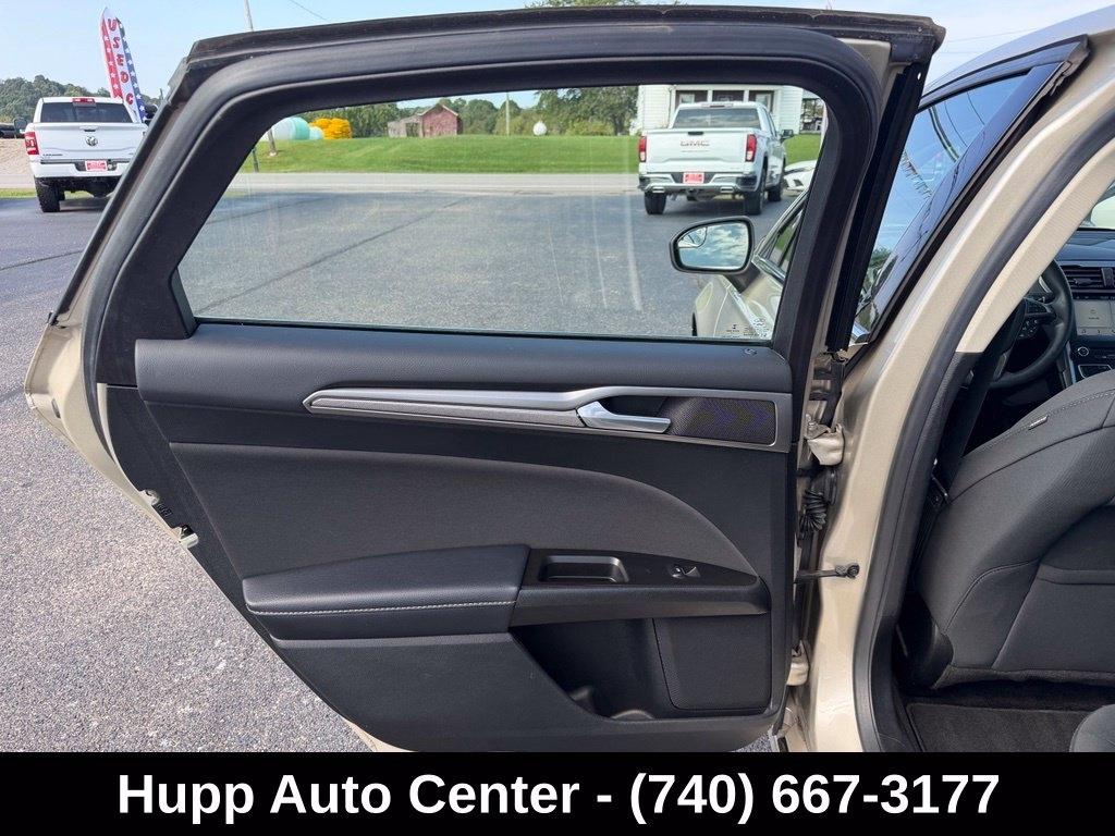 Ford Fusion SE FWD 2017