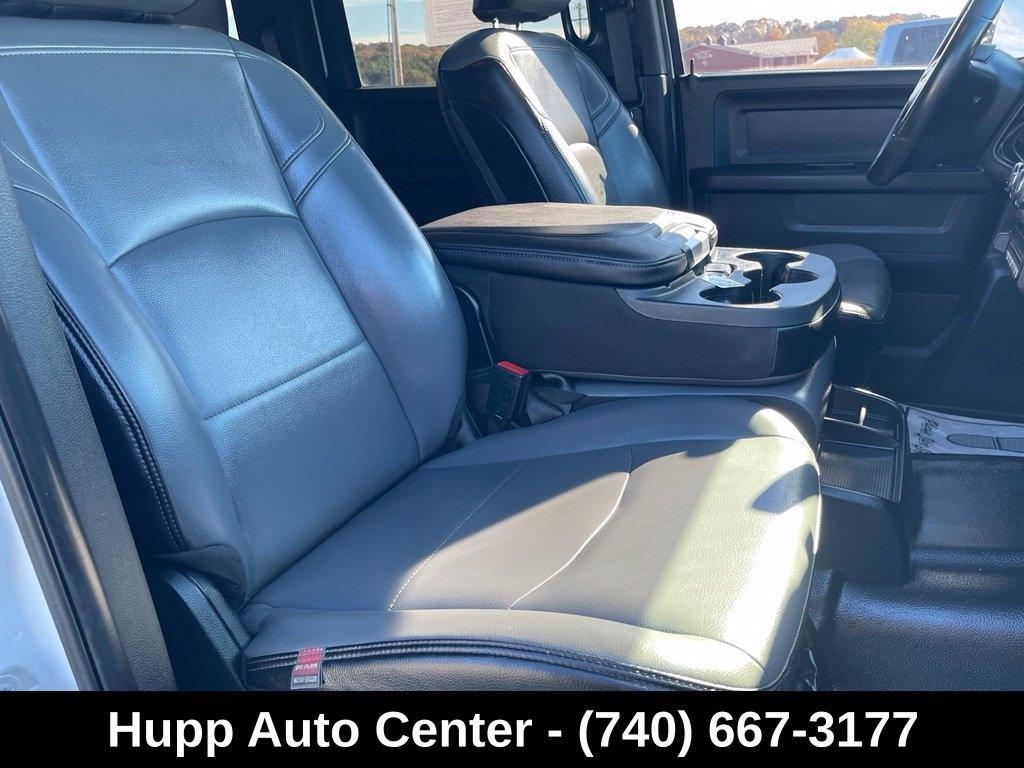RAM 2500 Tradesman 4x4 Crew Cab 6'4" Box 2022