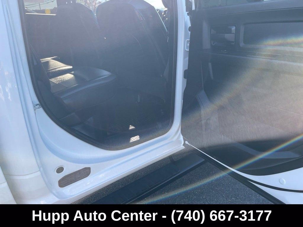 RAM 2500 Tradesman 4x4 Crew Cab 6'4" Box 2022